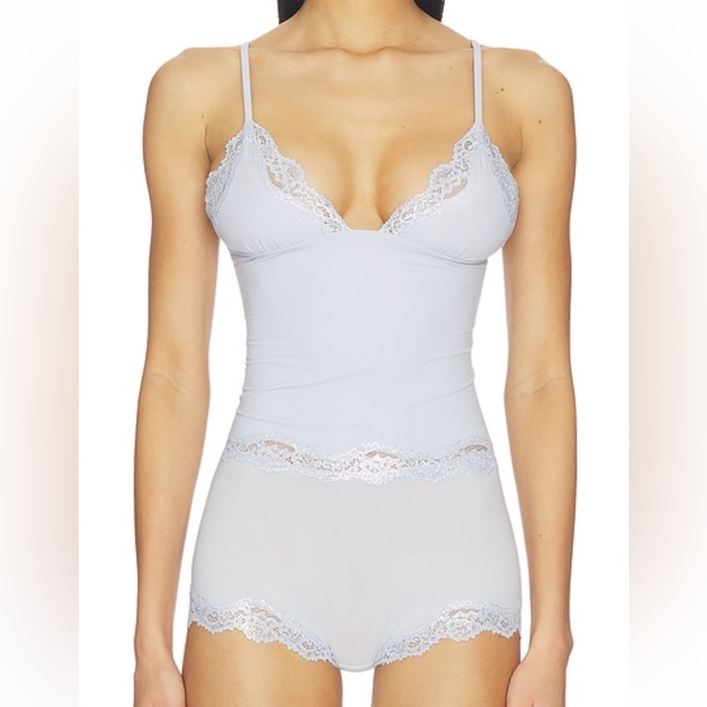 SKIMS, Fits Everybody Lace Triangle Cami/Boy Short Set, Periwinkle Foil, Medium